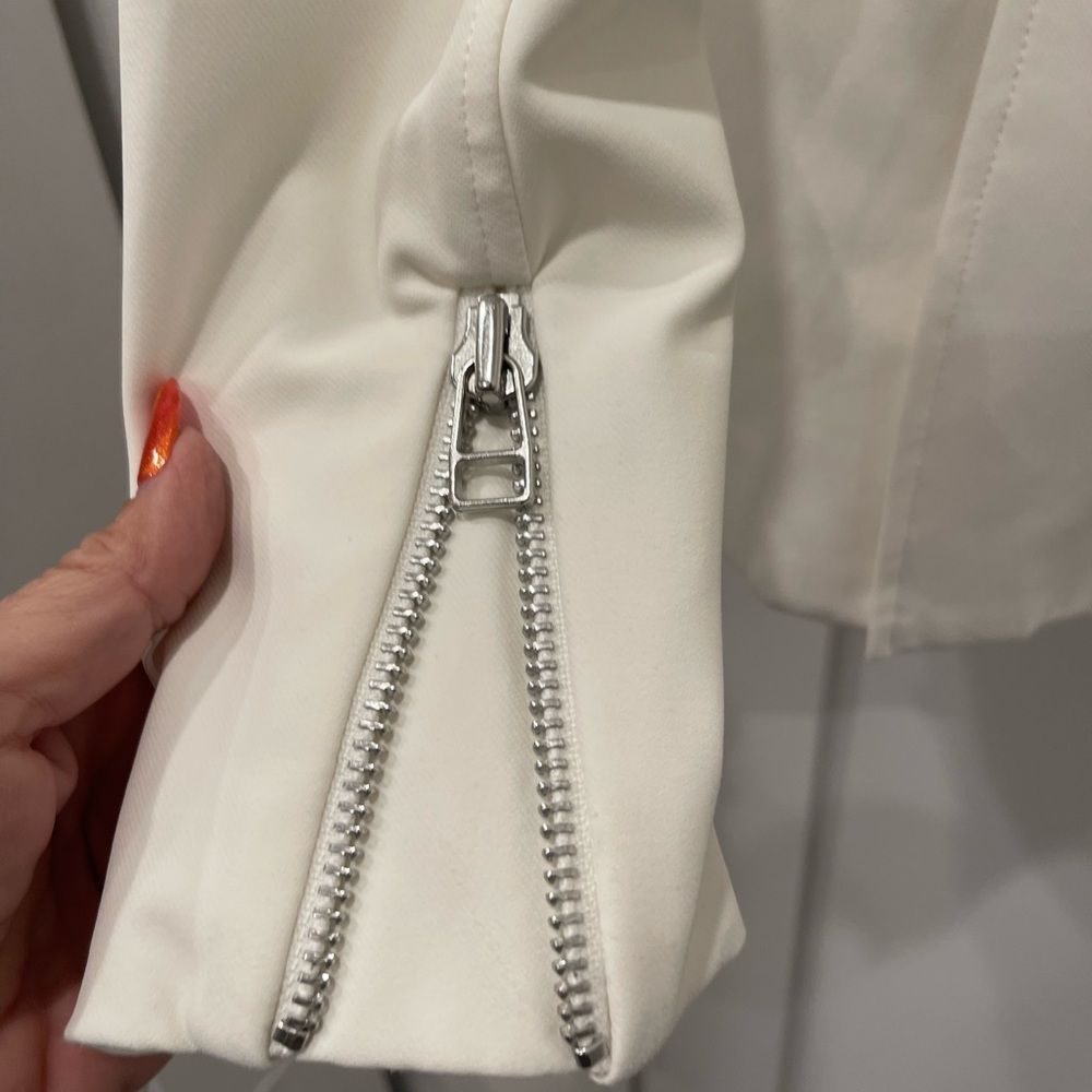 Veronica Beard Sleek White Leather Jacket - Picture 9 of 16